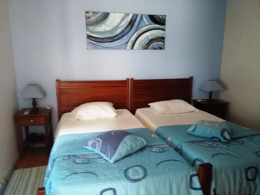 Hospedaria 5 Bicas Авейру Номер фото
